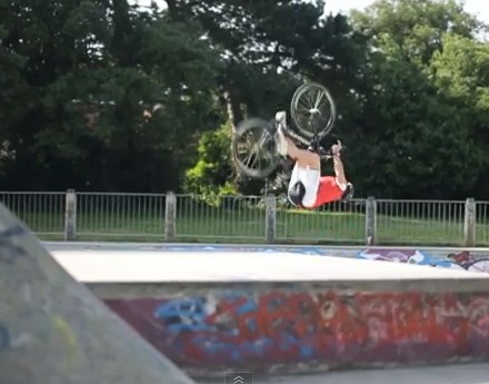 Martyn Ashton - Road Bike Party