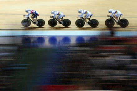 Great Britain compete in the Women's Team Pursuit Qualifying. Image - ©Alex Broadway / SWPIX.COM
