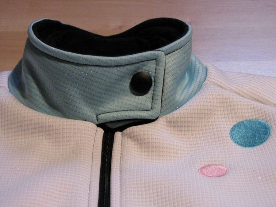 Snow Cat Jacket Collar
