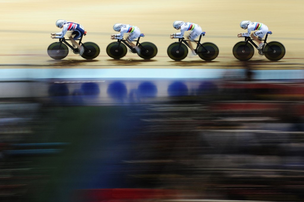 Great Britain compete in the Women's Team Pursuit Qualifying. Image - ©Alex Broadway / SWPIX.COM