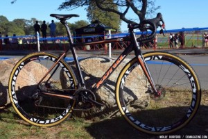 Helen Wyman’s Kona Super Jake CX with disc brakes. © Cyclocross Magazine