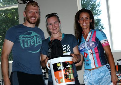Team Jadan - Weldtite V718 10 Miler TT Fund Raiser 2016 - Hayley Simmonds (AeroCoach) New record 19.31